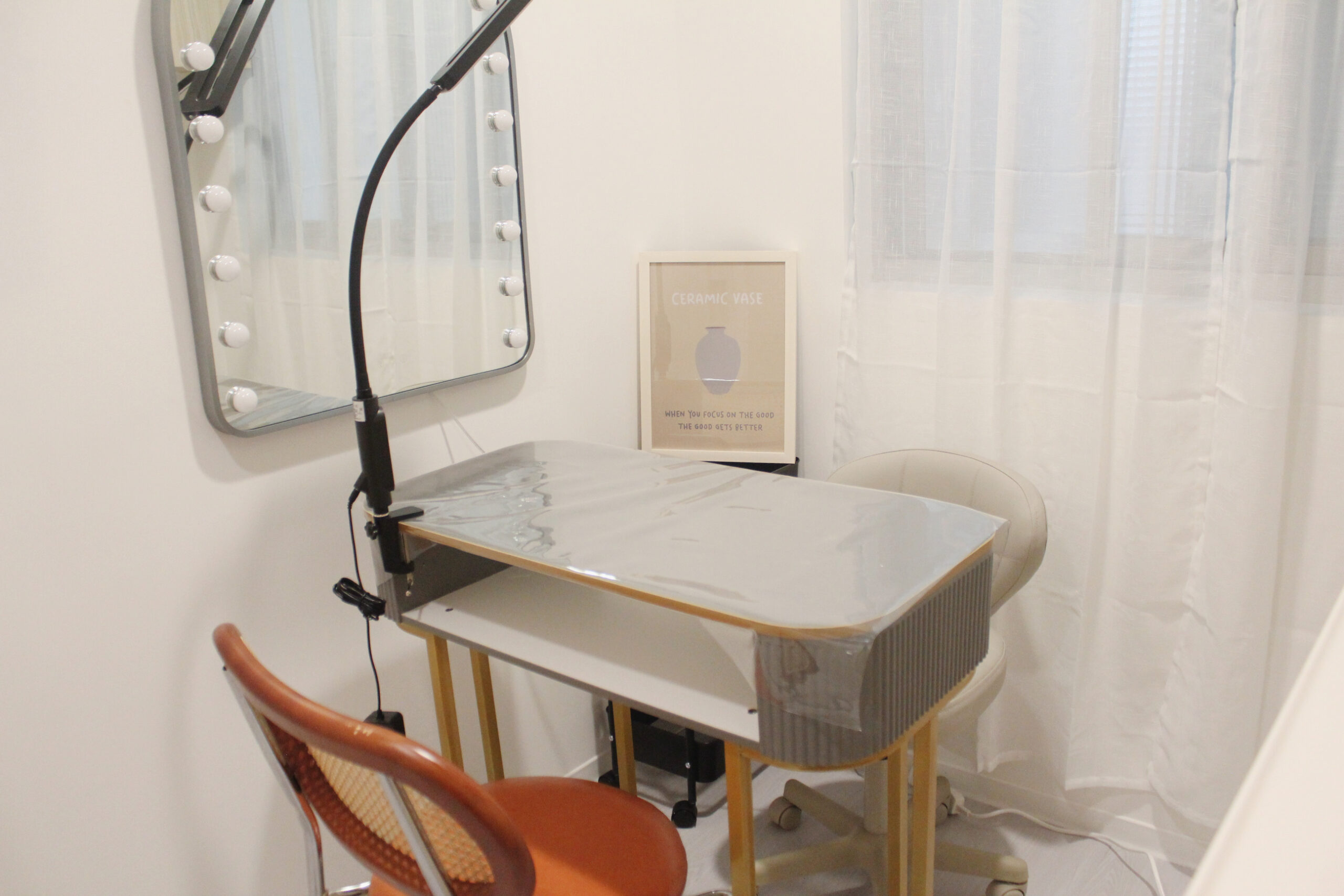 {"ARInfo":{"IsUseAR":false},"Version":"1.0.0","MakeupInfo":{"IsUseMakeup":false},"FaceliftInfo":{"IsChangeEyeLift":false,"IsChangeFacelift":false,"IsChangePostureLift":false,"IsChangeNose":false,"IsChangeFaceChin":false,"IsChangeMouth":false,"IsChangeThinFace":false},"BeautyInfo":{"SwitchMedicatedAcne":false,"IsAIBeauty":false,"IsBrightEyes":false,"IsSharpen":false,"IsOldBeauty":false,"IsReduceBlackEyes":false},"HandlerInfo":{"AppName":2},"FilterInfo":{"IsUseFilter":false}}