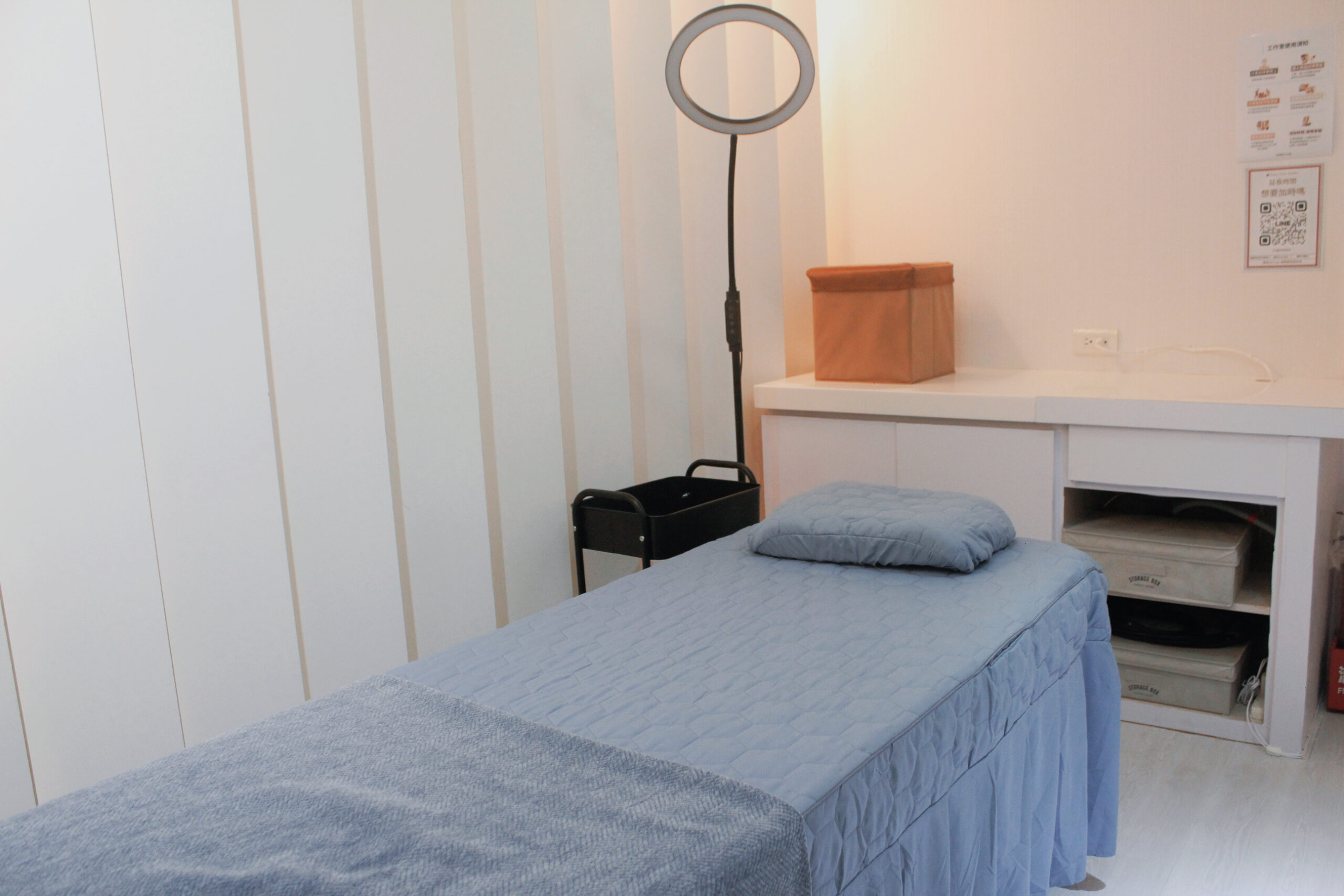 {"ARInfo":{"IsUseAR":false},"Version":"1.0.0","MakeupInfo":{"IsUseMakeup":false},"FaceliftInfo":{"IsChangeEyeLift":false,"IsChangeFacelift":false,"IsChangePostureLift":false,"IsChangeNose":false,"IsChangeFaceChin":false,"IsChangeMouth":false,"IsChangeThinFace":false},"BeautyInfo":{"SwitchMedicatedAcne":false,"IsAIBeauty":false,"IsBrightEyes":false,"IsSharpen":false,"IsOldBeauty":false,"IsReduceBlackEyes":false},"HandlerInfo":{"AppName":2},"FilterInfo":{"IsUseFilter":false}}