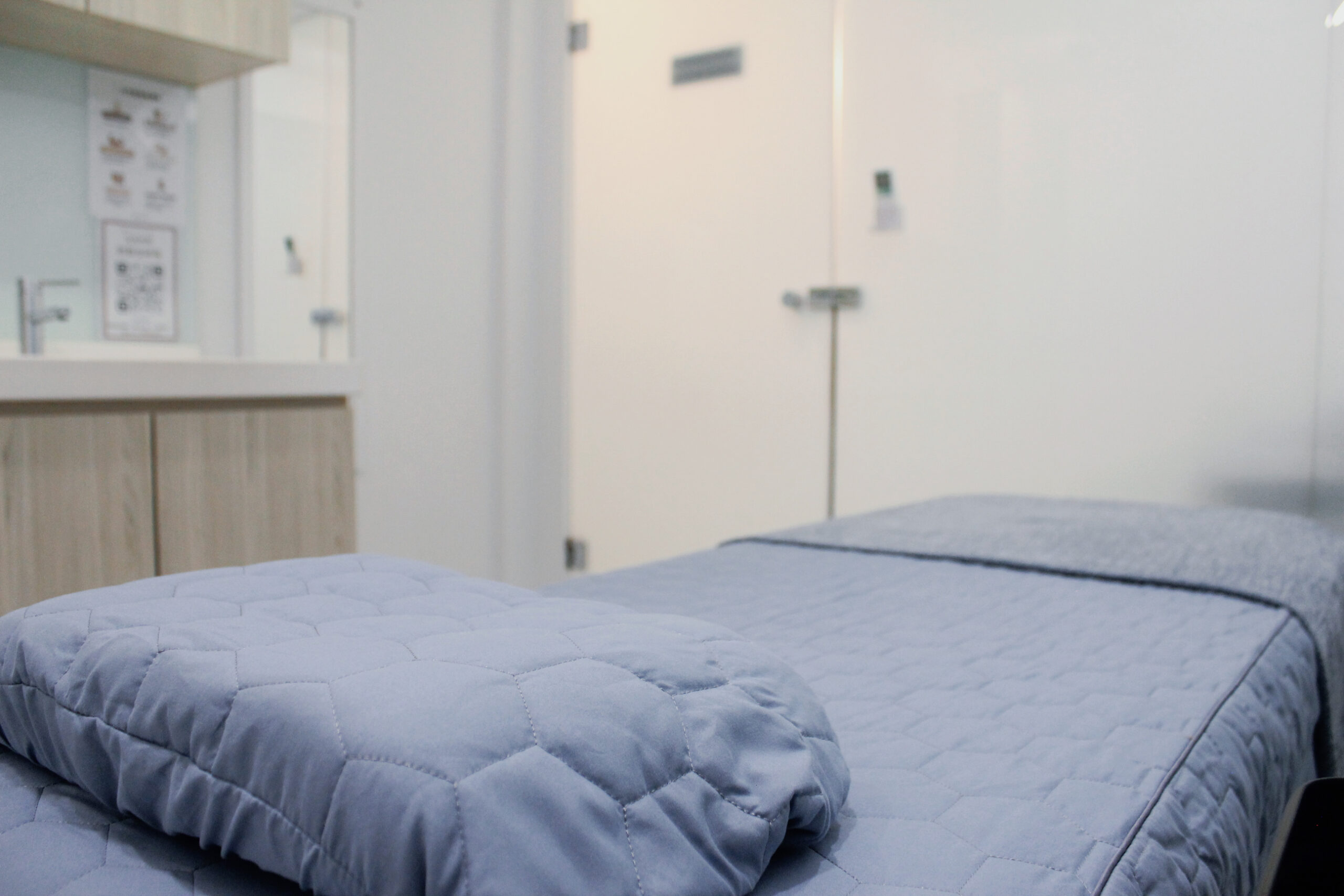 {"ARInfo":{"IsUseAR":false},"Version":"1.0.0","MakeupInfo":{"IsUseMakeup":false},"FaceliftInfo":{"IsChangeEyeLift":false,"IsChangeFacelift":false,"IsChangePostureLift":false,"IsChangeNose":false,"IsChangeFaceChin":false,"IsChangeMouth":false,"IsChangeThinFace":false},"BeautyInfo":{"SwitchMedicatedAcne":false,"IsAIBeauty":false,"IsBrightEyes":false,"IsSharpen":false,"IsOldBeauty":false,"IsReduceBlackEyes":false},"HandlerInfo":{"AppName":2},"FilterInfo":{"IsUseFilter":false}}