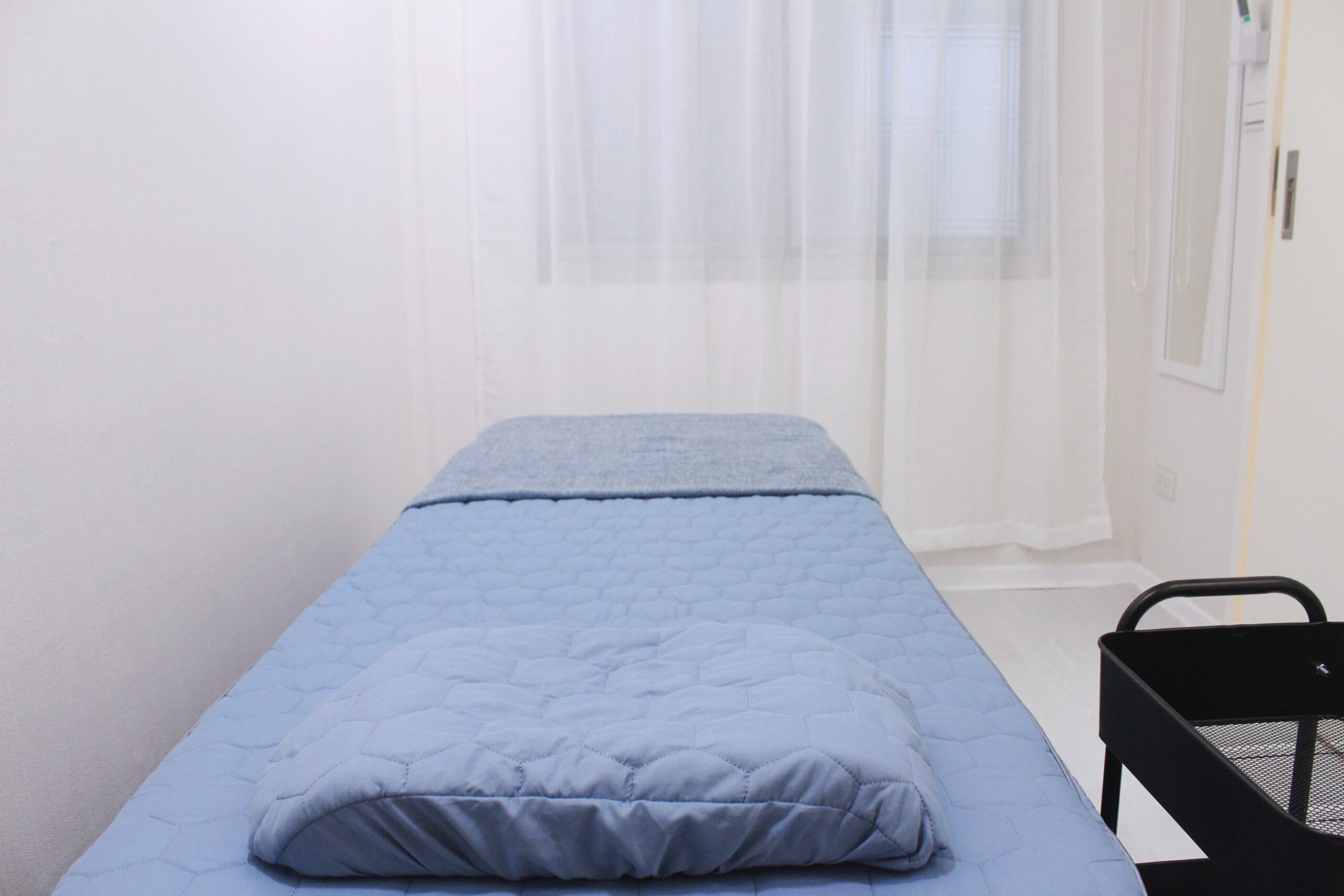 {"ARInfo":{"IsUseAR":false},"Version":"1.0.0","MakeupInfo":{"IsUseMakeup":false},"FaceliftInfo":{"IsChangeEyeLift":false,"IsChangeFacelift":false,"IsChangePostureLift":false,"IsChangeNose":false,"IsChangeFaceChin":false,"IsChangeMouth":false,"IsChangeThinFace":false},"BeautyInfo":{"SwitchMedicatedAcne":false,"IsAIBeauty":false,"IsBrightEyes":false,"IsSharpen":false,"IsOldBeauty":false,"IsReduceBlackEyes":false},"HandlerInfo":{"AppName":2},"FilterInfo":{"IsUseFilter":false}}