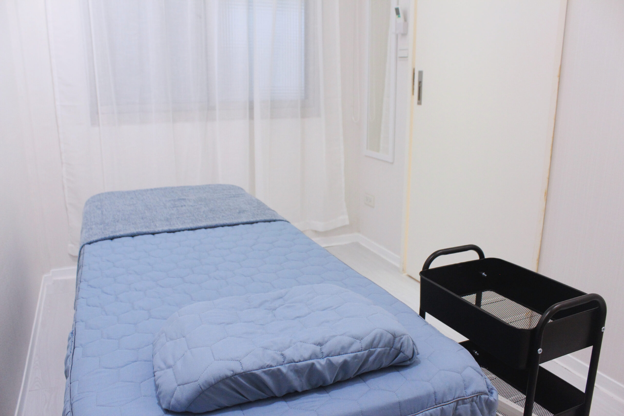 {"ARInfo":{"IsUseAR":false},"Version":"1.0.0","MakeupInfo":{"IsUseMakeup":false},"FaceliftInfo":{"IsChangeEyeLift":false,"IsChangeFacelift":false,"IsChangePostureLift":false,"IsChangeNose":false,"IsChangeFaceChin":false,"IsChangeMouth":false,"IsChangeThinFace":false},"BeautyInfo":{"SwitchMedicatedAcne":false,"IsAIBeauty":false,"IsBrightEyes":false,"IsSharpen":false,"IsOldBeauty":false,"IsReduceBlackEyes":false},"HandlerInfo":{"AppName":2},"FilterInfo":{"IsUseFilter":false}}